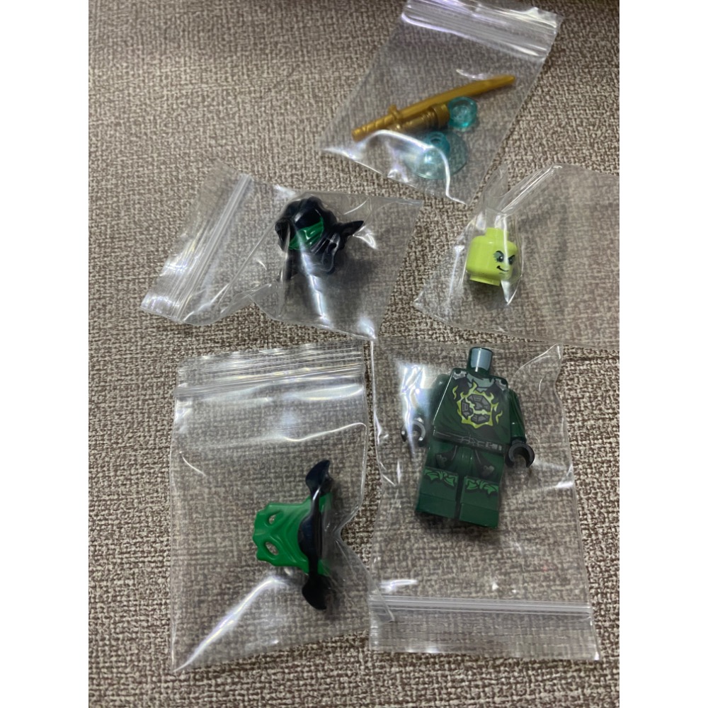 ［步步高］近新樂高 LEGO njo0154 附身勞埃德（溢色版、關節正常實品如圖）-細節圖6