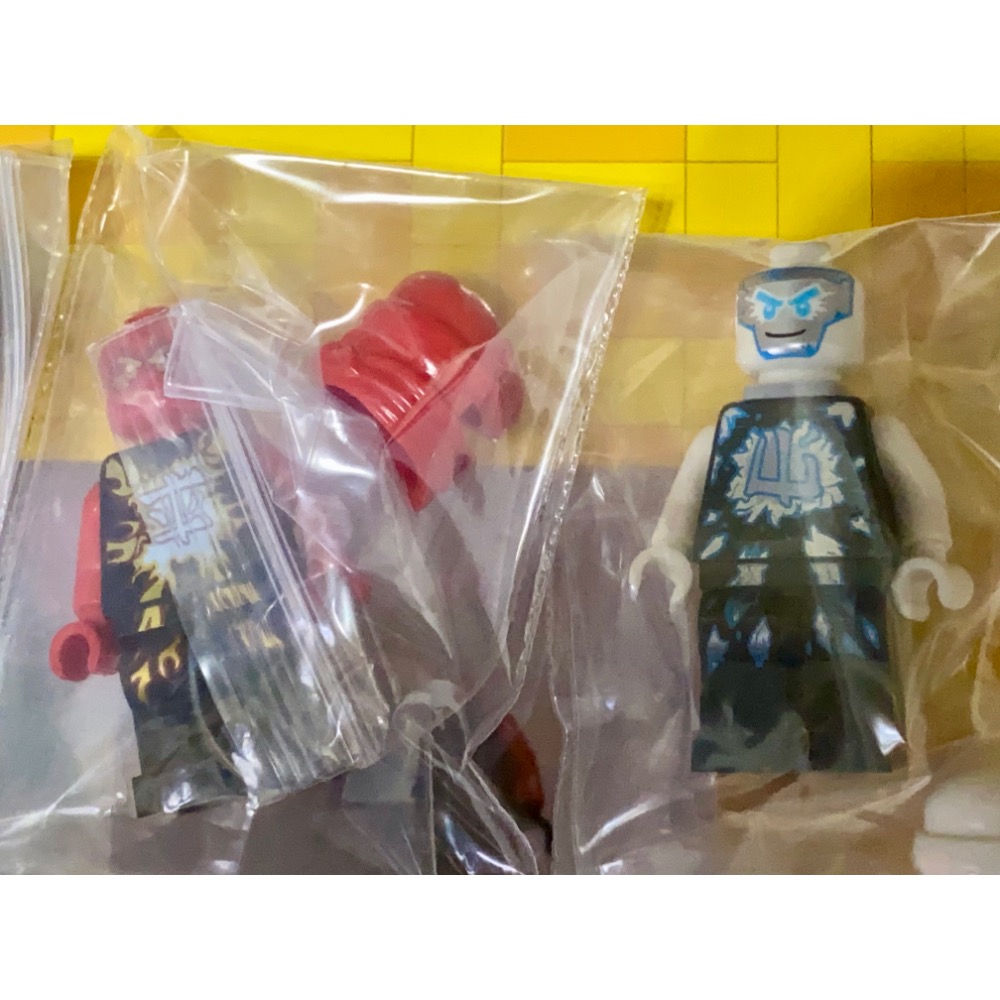 ［步步高］絕版樂高LEGO 含70590等 空術忍者全套六隻（近新入袋，關節正常、附全新八格樂高展示盒）-細節圖4