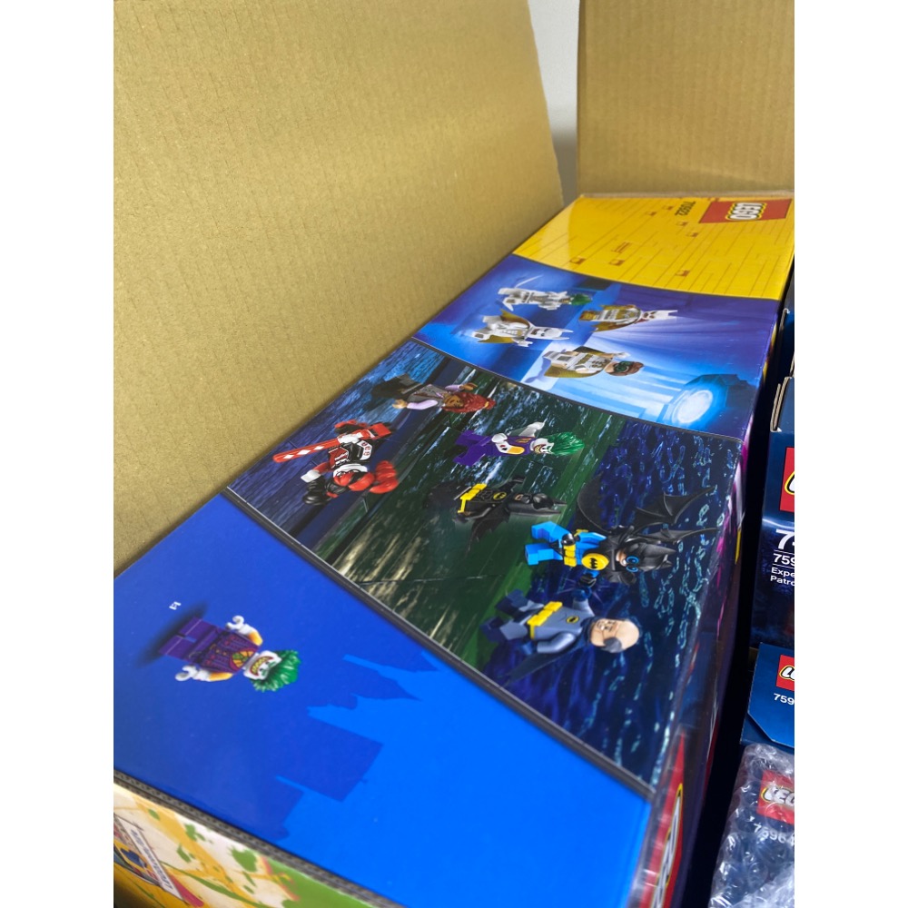 【步步高】頂級絕版樂高 LEGO 超級英雄系列 70922 小丑莊園（全新未拆微痕盒）-細節圖3