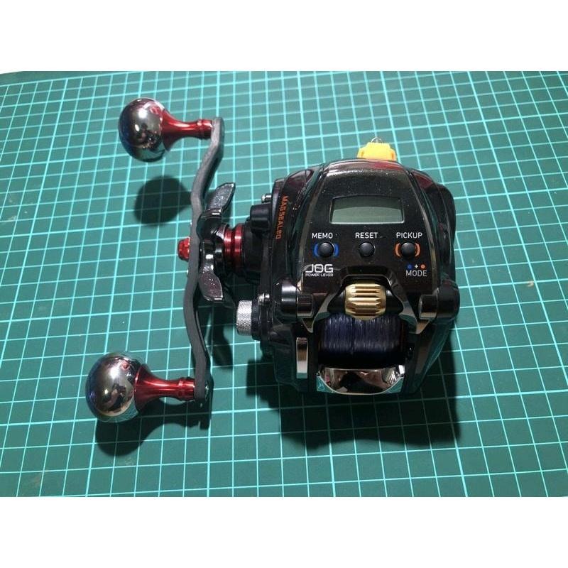 紅海釣具企業社《ANGLER J》彩鈦圓握丸碳纖搖臂 手把 梭型碳纖維手把-細節圖5