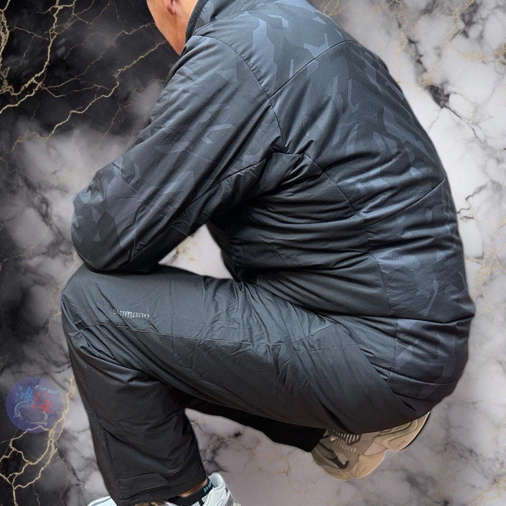 (中壢鴻海釣具)《SHIMANO》MD-055T 鋪棉保暖釣魚套裝 冬季長袖套裝 外套+長褲-細節圖3