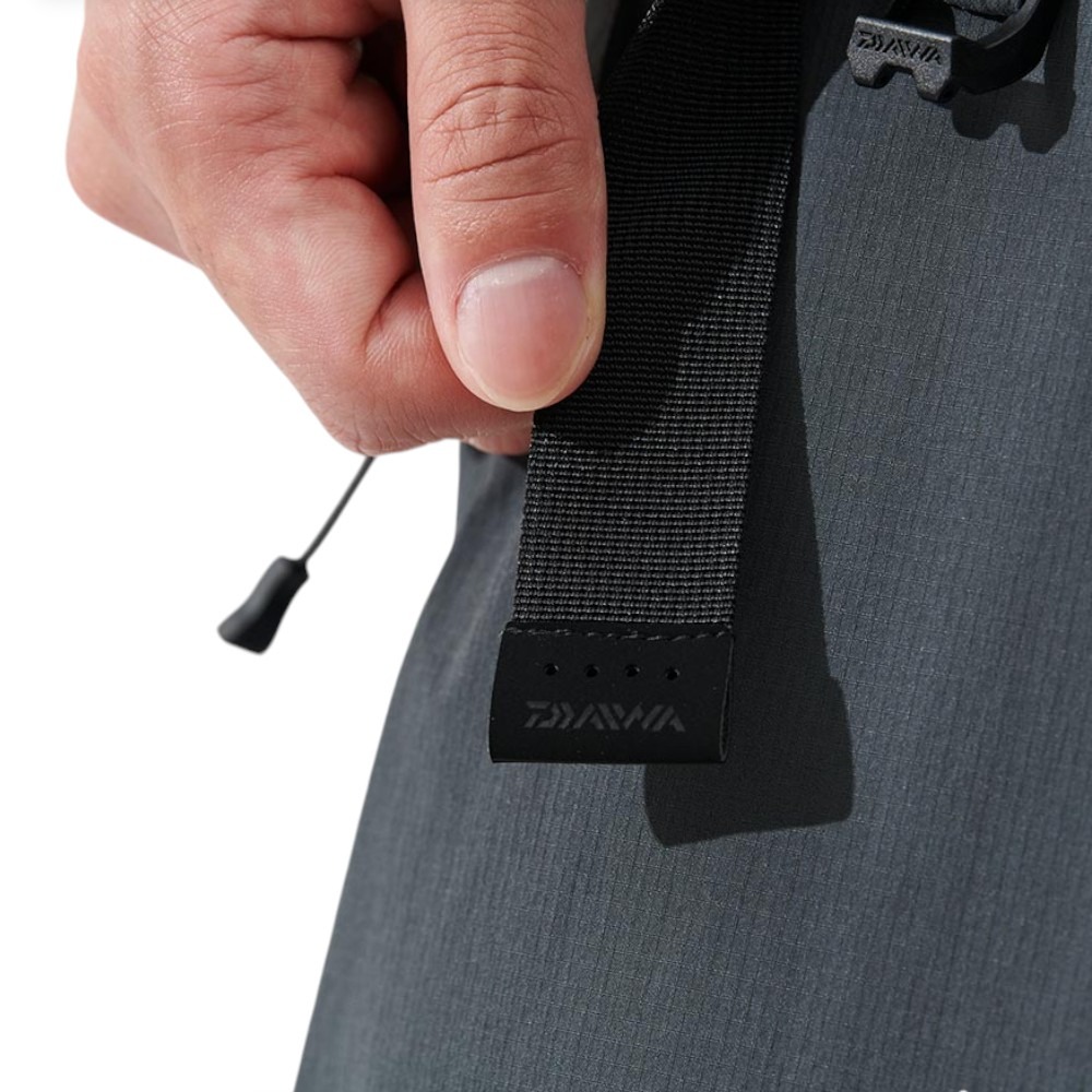 中壢紅海釣具【DAIWA】DP-8325 CORDURA 黑色防潑水彈性釣魚長褲 [25年款]-細節圖7