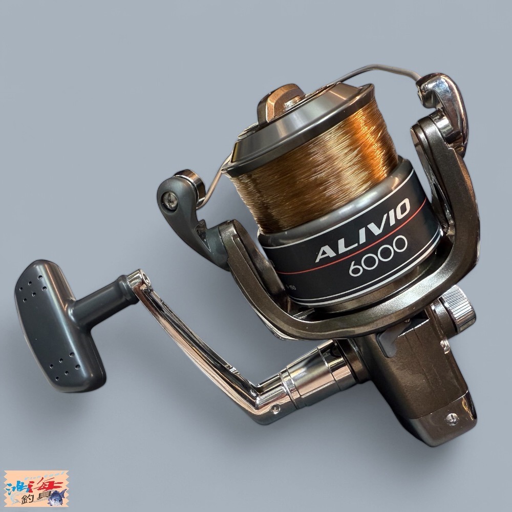 中壢鴻海釣具【SHIMANO】027757 ALIVIO 6000 捲線器 附尼龍線6 - 150m-細節圖2