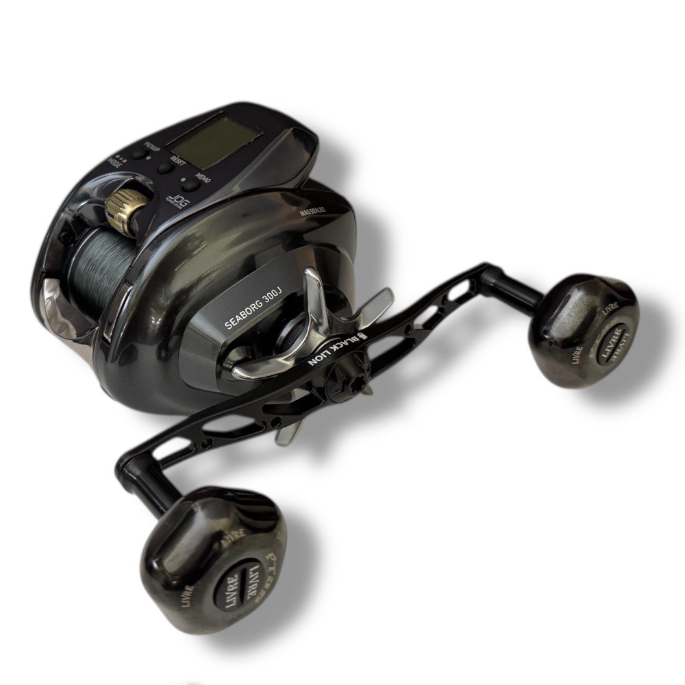 中壢鴻海釣具【LIVRE】 BLACK LION×LIVRE Cachalot bt 130 霧面黑色限量改裝握丸-細節圖9