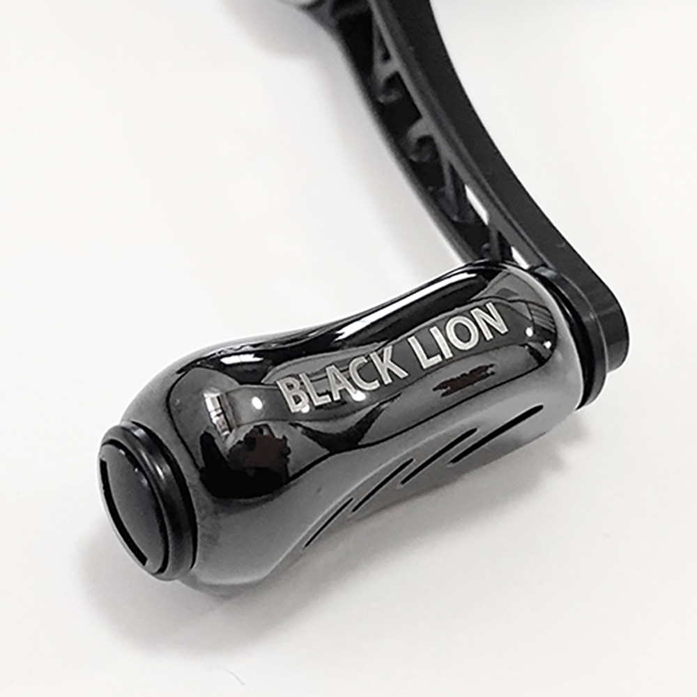 中壢鴻海釣具【LIVRE】 BLACK LION×LIVRE Cachalot 100 Fino 霧面黑色限量改裝握丸-細節圖4