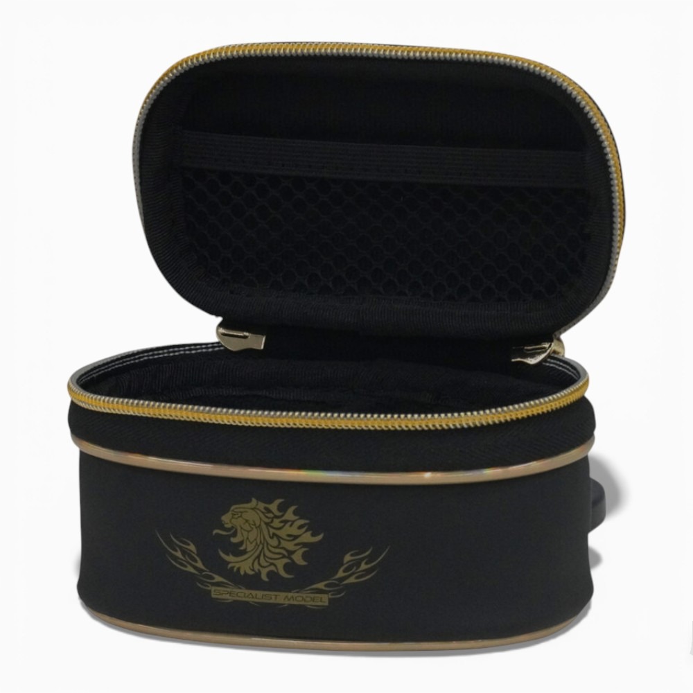 中壢紅海釣具【SUNLINE】SFP-0722 黑色×金色 金獅LOGO捲線器/線杯 置物盒 硬殼保護包(25年款)-細節圖3