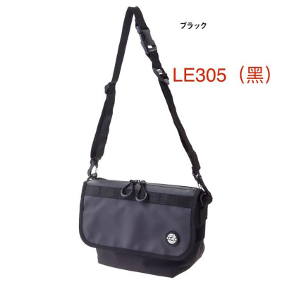 ◎百有釣具◎日本GAMAKATSU LE-305（黑色+迷彩）路亞郵差斜背包 簡單好開閉，易於放入和取出物品