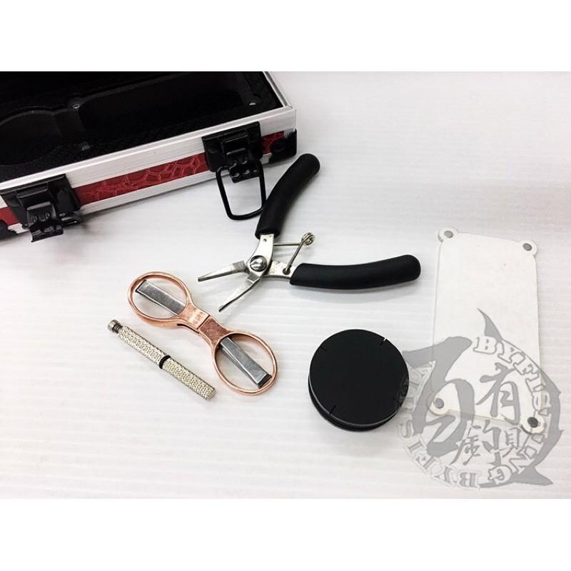 ◎百有釣具◎眼鏡偷跑盒 附工具配件 ~小巧收納 超精緻 尺寸約17*8*6cm-細節圖5