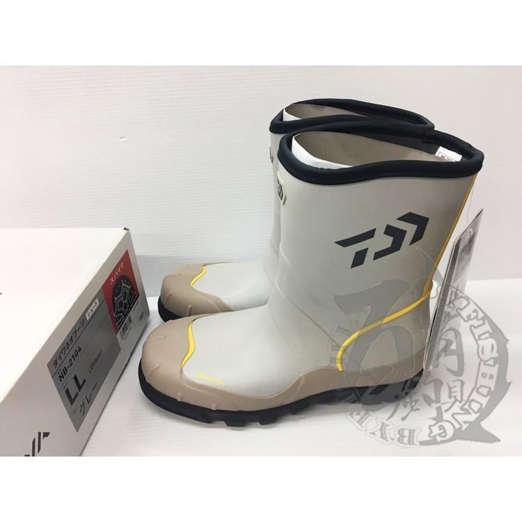 DAIWA NB-2104短筒防滑鞋(釘鞋) 淺灰色 百有釣具 公司貨