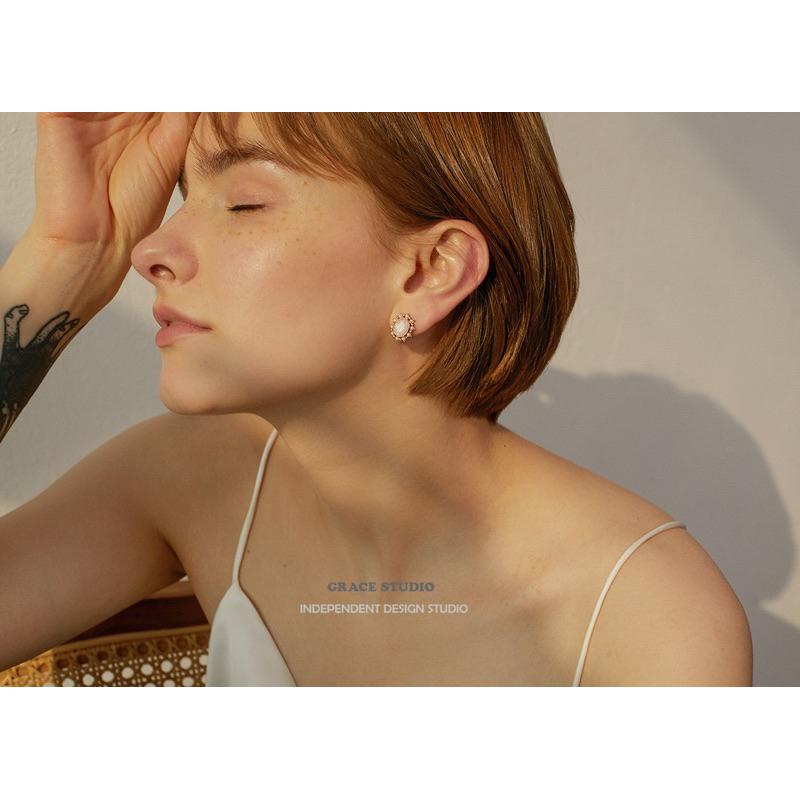 ʀᴏᴀɴɴᴀ_ᴋʀ美麗不只一點點法國女孩👧🏼vintage復古法式耳釘小眾精緻微鑲鋯石珍珠耳環-細節圖5