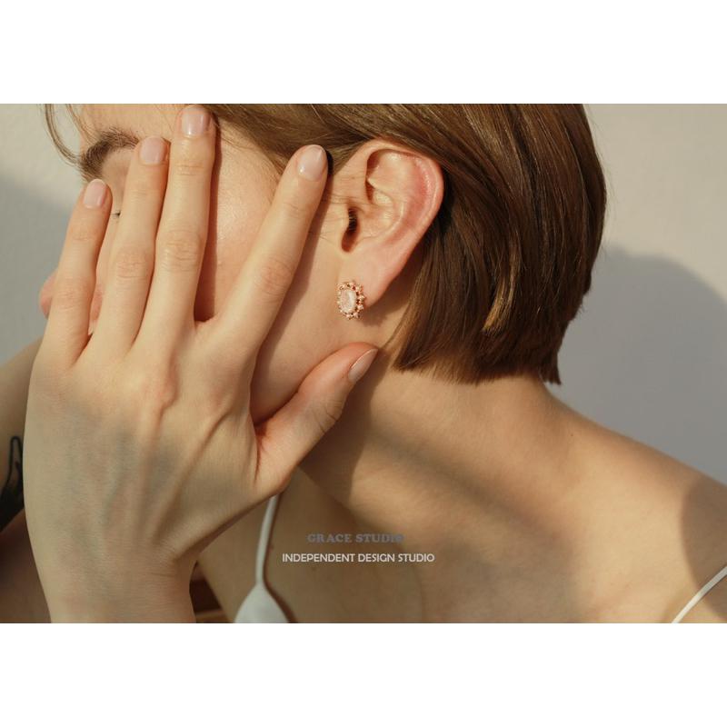 ʀᴏᴀɴɴᴀ_ᴋʀ美麗不只一點點法國女孩👧🏼vintage復古法式耳釘小眾精緻微鑲鋯石珍珠耳環-細節圖6