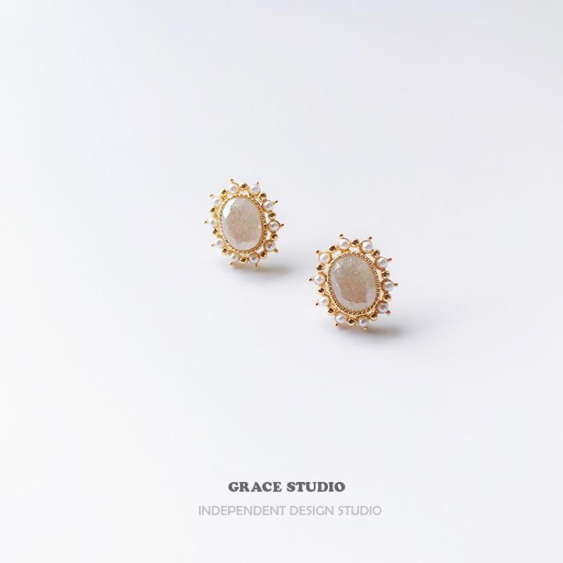 ʀᴏᴀɴɴᴀ_ᴋʀ美麗不只一點點法國女孩👧🏼vintage復古法式耳釘小眾精緻微鑲鋯石珍珠耳環-細節圖7