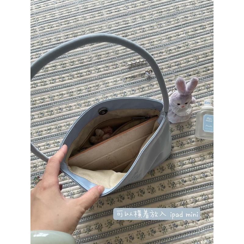 ʀᴏᴀɴɴᴀ_ᴋʀ自留🇰🇷韓國小眾mucu and ebony糖果色刺繡尼龍休閒腋下單肩手提女包-細節圖5