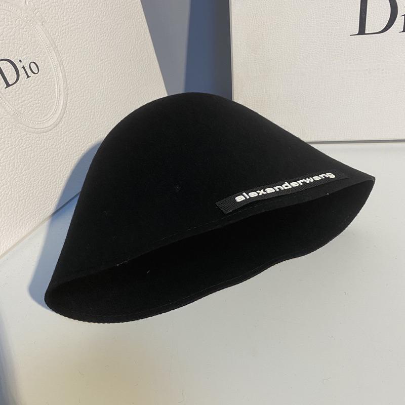 ʀᴏᴀɴɴᴀ_ᴋʀ  「低調感的高級」𝑎𝑙𝑒𝑥𝑎𝑛𝑑𝑒𝑟𝑤𝑎𝑛𝑔完美修飾頭型羊毛水桶帽黑色個性潮盆帽日系百搭羊毛呢漁夫帽-細節圖3