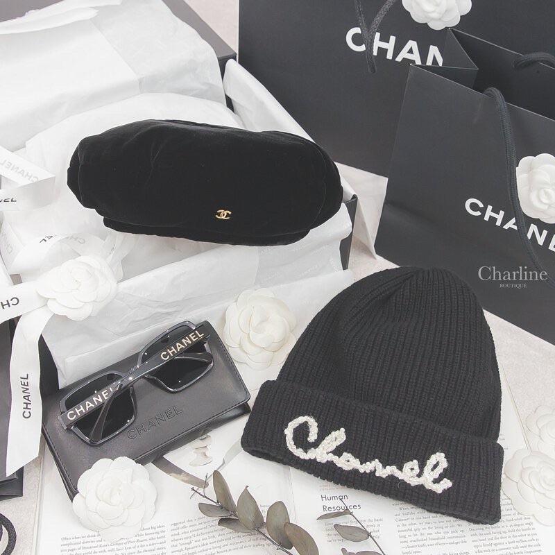 ʀᴏᴀɴɴᴀ_ᴋʀ「誰說針織帽只能冬天戴」孫芸芸同款✨無可挑剔完美頭型黑底白色草寫珍珠喀什米爾針織毛帽凹造型-細節圖7