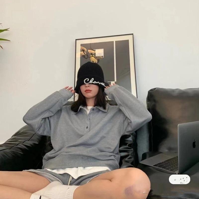 ʀᴏᴀɴɴᴀ_ᴋʀ「誰說針織帽只能冬天戴」孫芸芸同款✨無可挑剔完美頭型黑底白色草寫珍珠喀什米爾針織毛帽凹造型-細節圖9