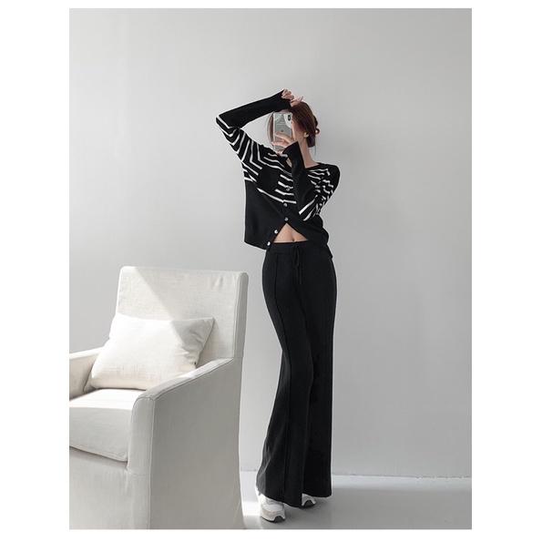 ʀᴏᴀɴɴᴀ_ᴋʀ顯瘦大長腿奶白色針織闊腿褲寬鬆垂墜感直筒休閒褲高腰抽繩白色落地褲-細節圖9