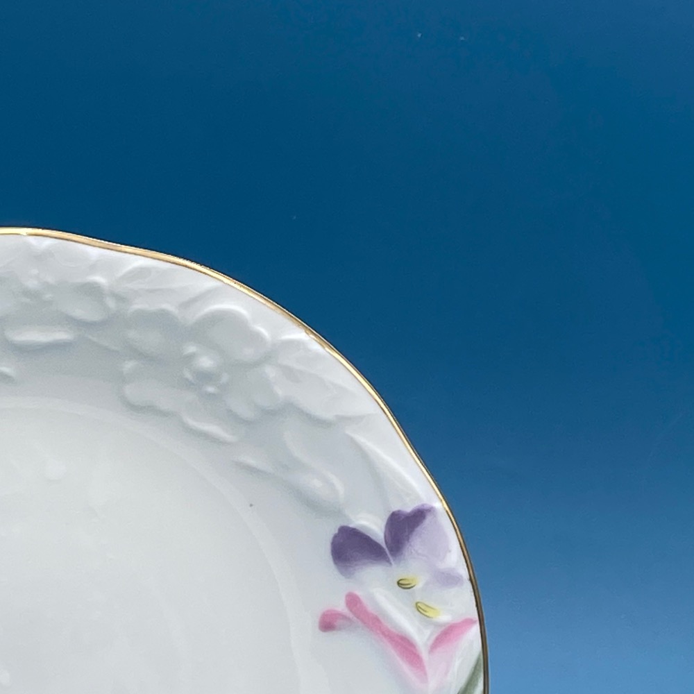 日本Hoya保谷白瓷金邊玫瑰紋浮雕花卉咖啡/花茶杯組（2957-1-32-26）220ml-細節圖6
