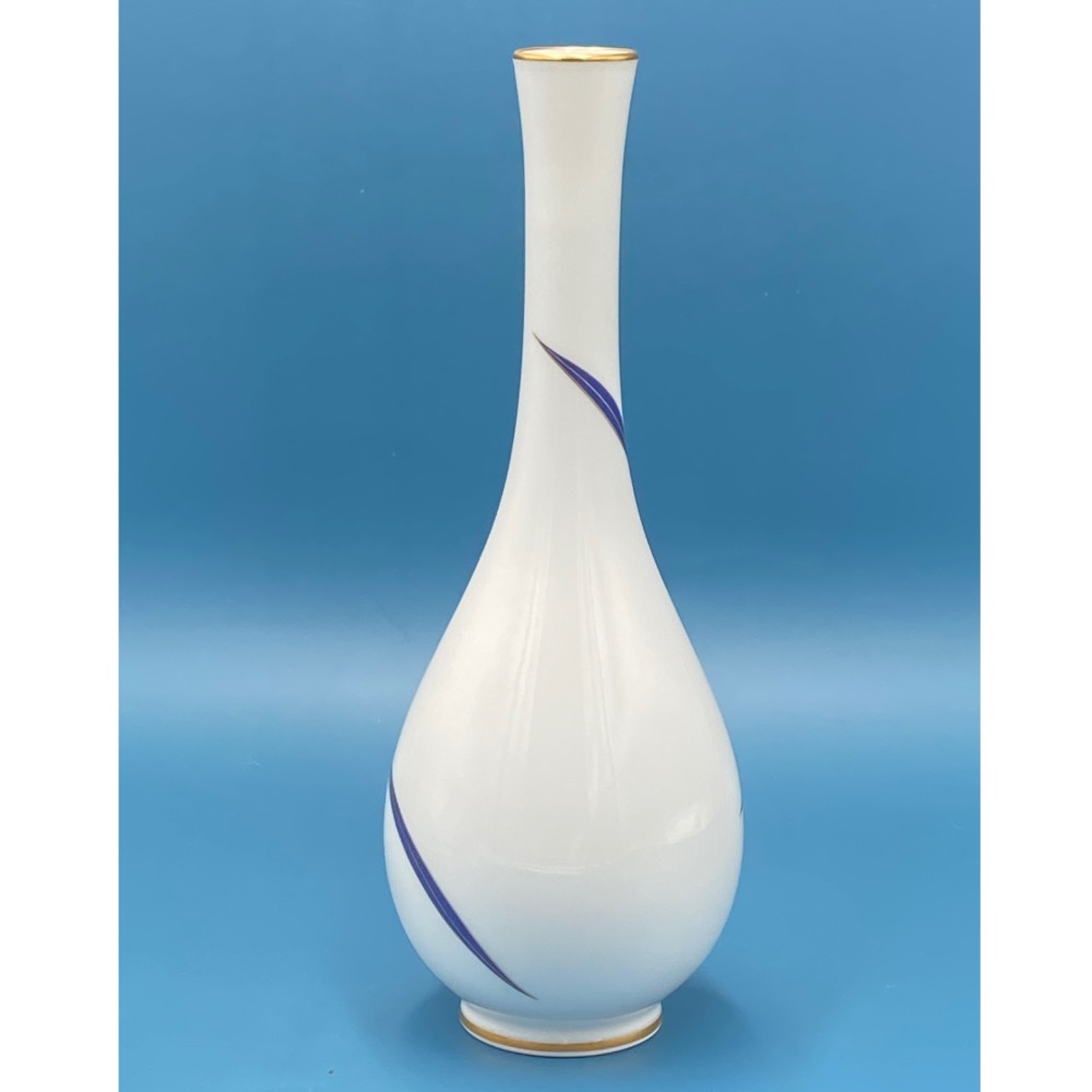 日本koransha香蘭社素心蘭白瓷花瓶（9405-2-32-23）350ml - 咪迪小蝸居