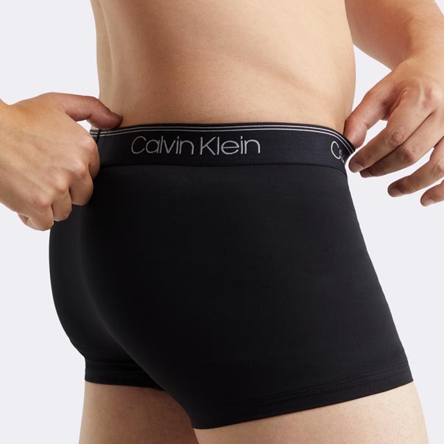 【CK】Calvin Klein 男內褲 四角男內褲 彈纖 中低腰 超值3件盒組／黑色原廠盒裝-細節圖4