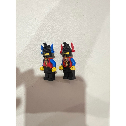 LEGO Castle Dragon Knights 龍國士兵x2 騎士 配件/狀態參考圖片