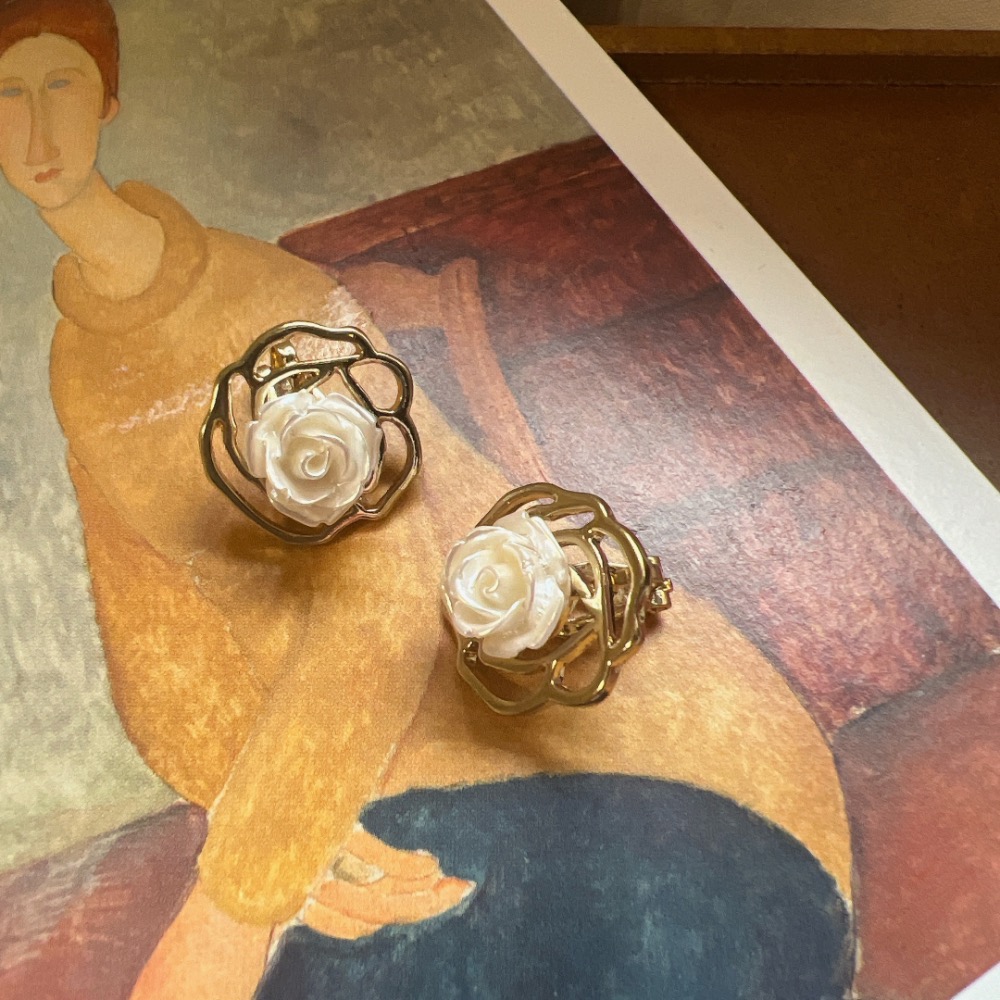 260-夾式耳環🧚法式氣質 花紋雕刻 美拉德色調 老錢風歐美質感-細節圖3