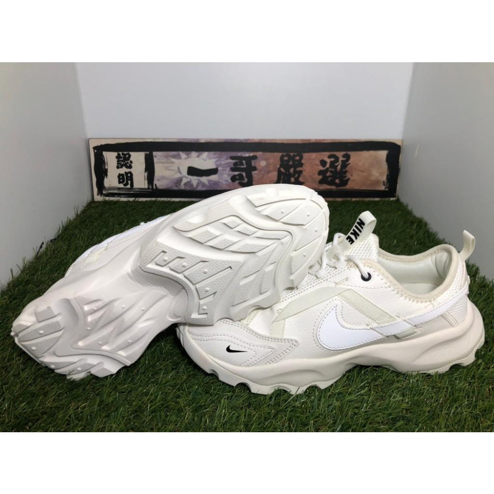 【一哥嚴選】Nike TC 7900 白 米白 全白 奶油白 小白鞋 黑勾 老爹鞋 厚底 增高 DD9682-100-細節圖7