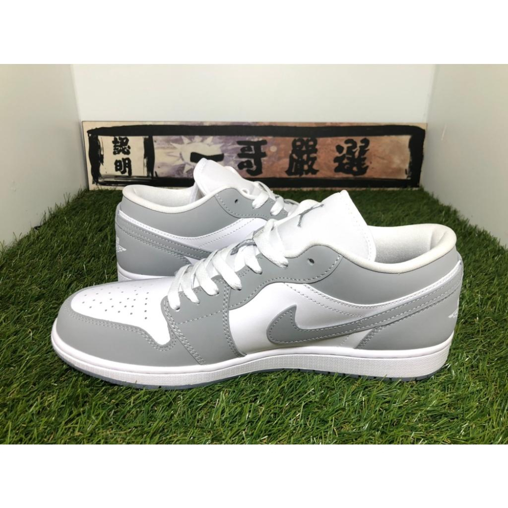 【一哥嚴選】NIKE Air Jordan 1 Low AJ1 白 灰 粉藍底 麂皮 麂皮 滑板鞋 DC0774-105-細節圖3