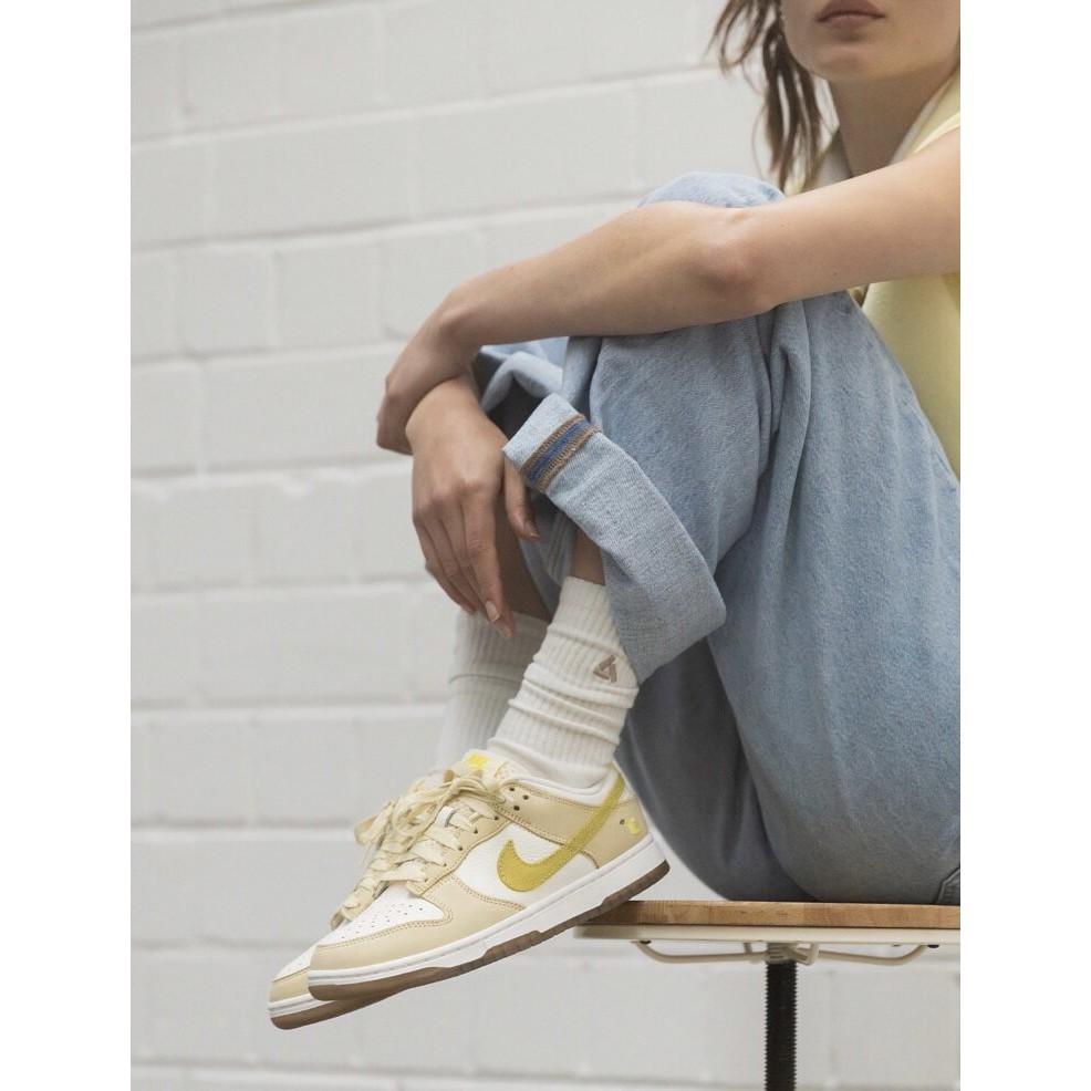 【一哥嚴選】Nike Dunk Low Lemon Drop 檸檬 白 粉 麂皮 電繡 黃勾 男女 DJ6902-700-細節圖8