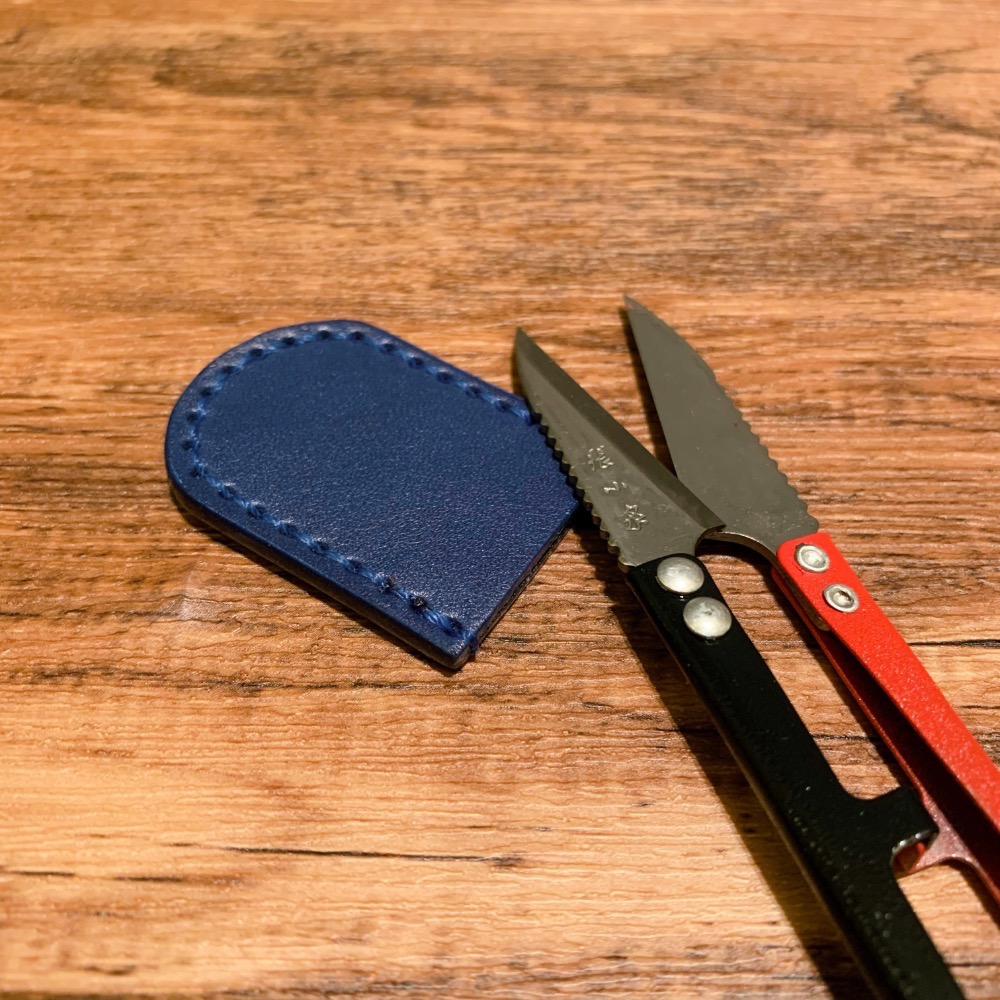 【植鞣革牛皮線剪套/紗剪套 加贈張小泉高碳鋼彈簧線剪】-細節圖4