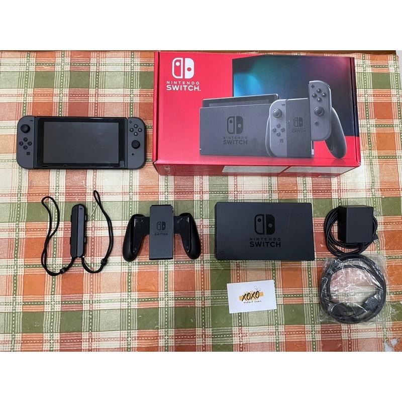 【瑞比電玩】switch電力加強版主機 【經典紅藍】 / 【極致黑灰】 二手良品-細節圖4