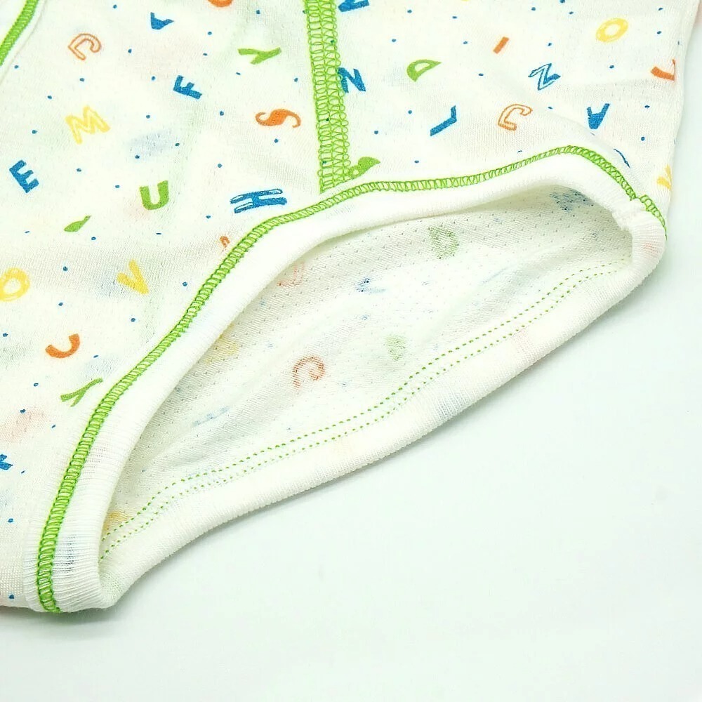 【annypepe】男童三角褲 奧地利天絲 QQ 洞洞緹花 字母遊戲-米白120～150 (兒童內褲 男童內褲)-細節圖4