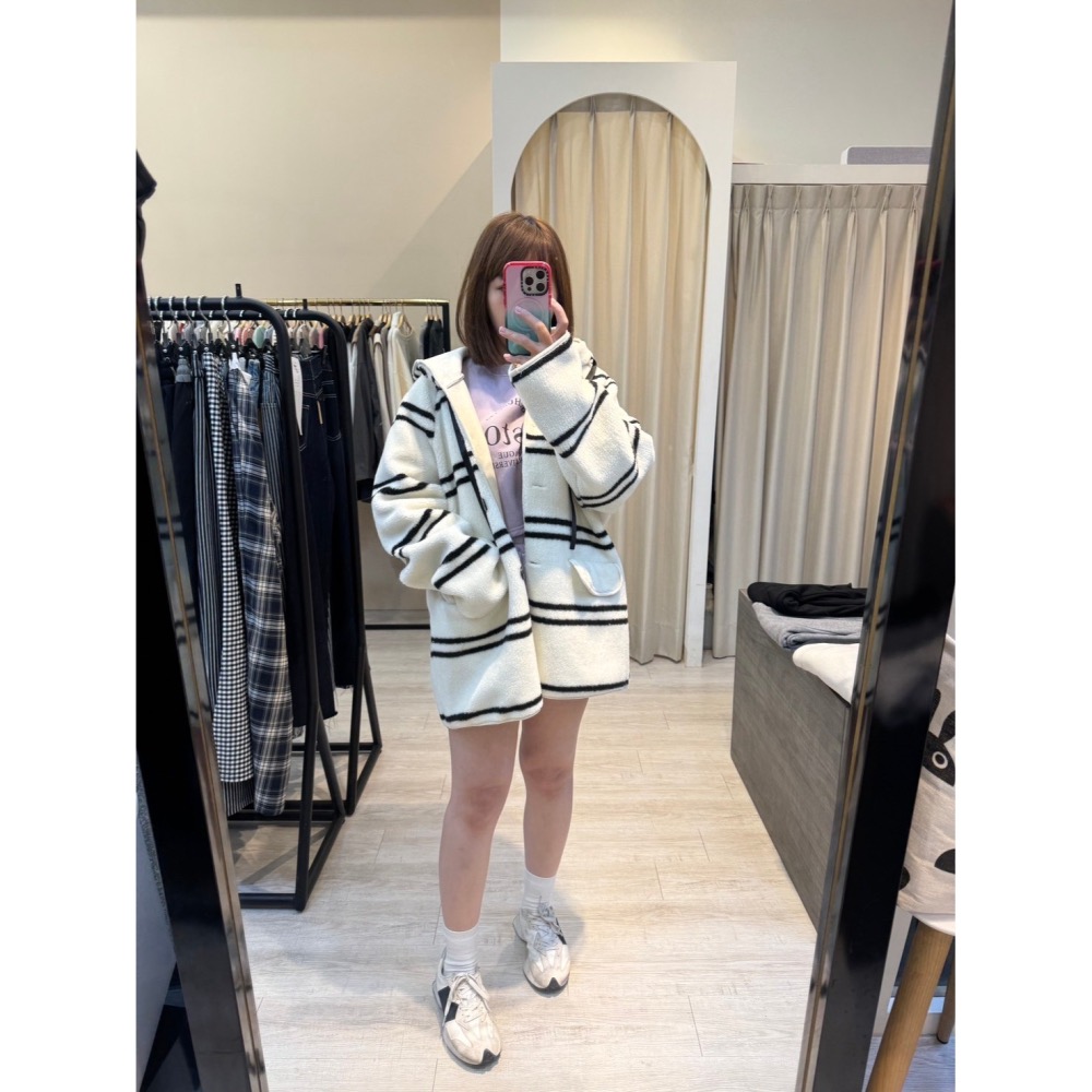 連帽條文長版外套-細節圖3