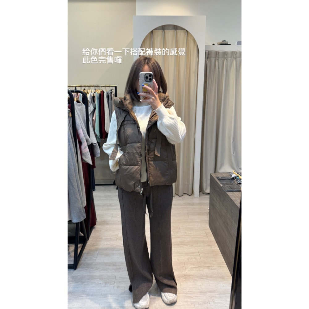 坑紋垂墜針織開岔落地褲-細節圖4