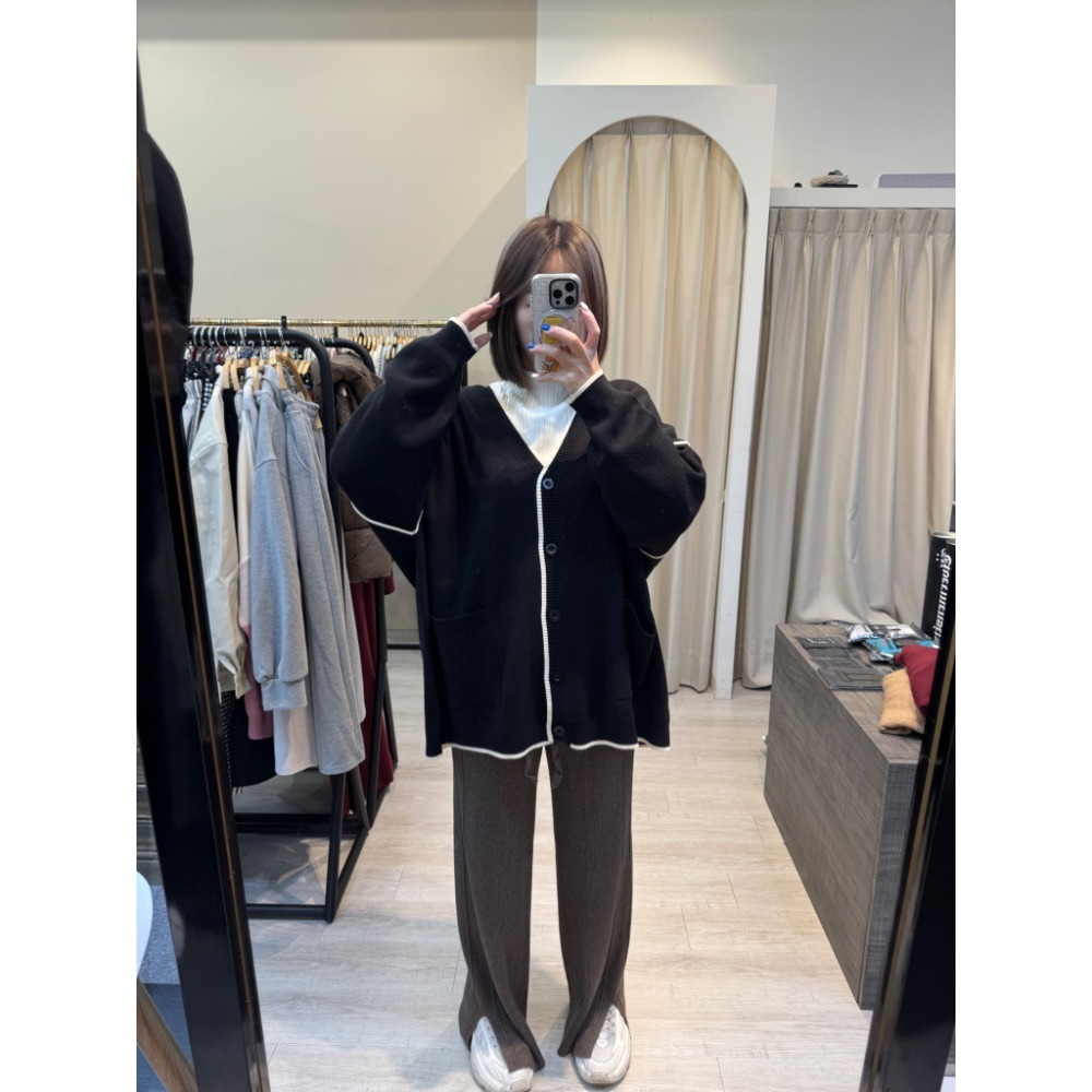 坑紋垂墜針織開岔落地褲-細節圖6