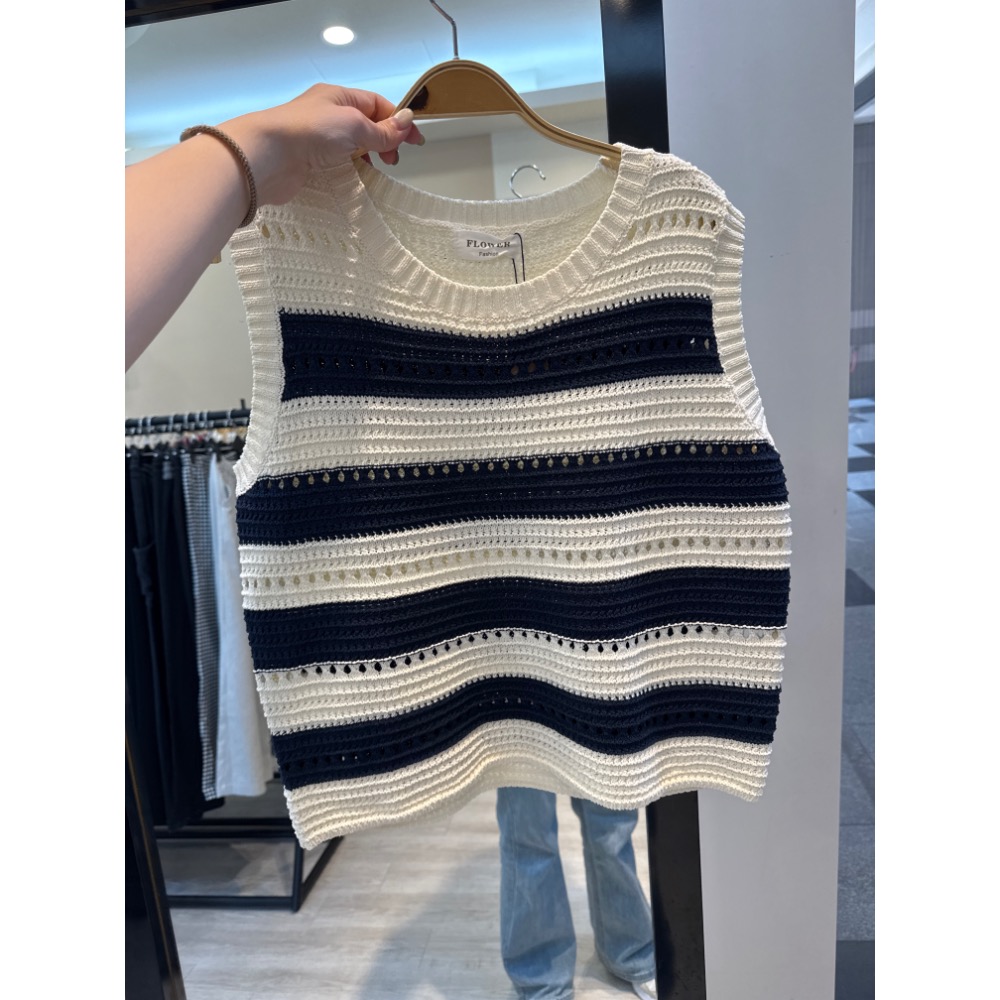 撞色條紋針織背心-規格圖3