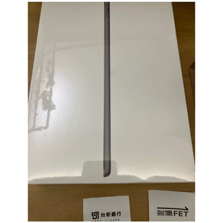 ￼iPad 9 太空灰，WiFi 64G, 10.2”, 2021 iPAd, 遠傳續約 未拆膜，附刷卡交易明細。-細節圖2