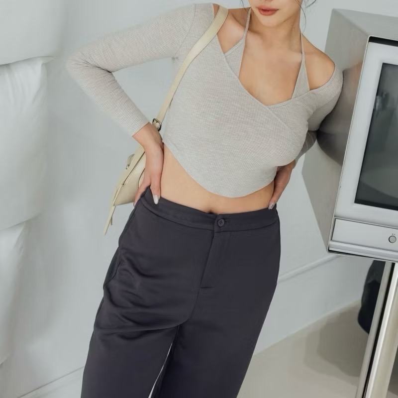 假兩件繞頸坑條上衣／淺花灰S