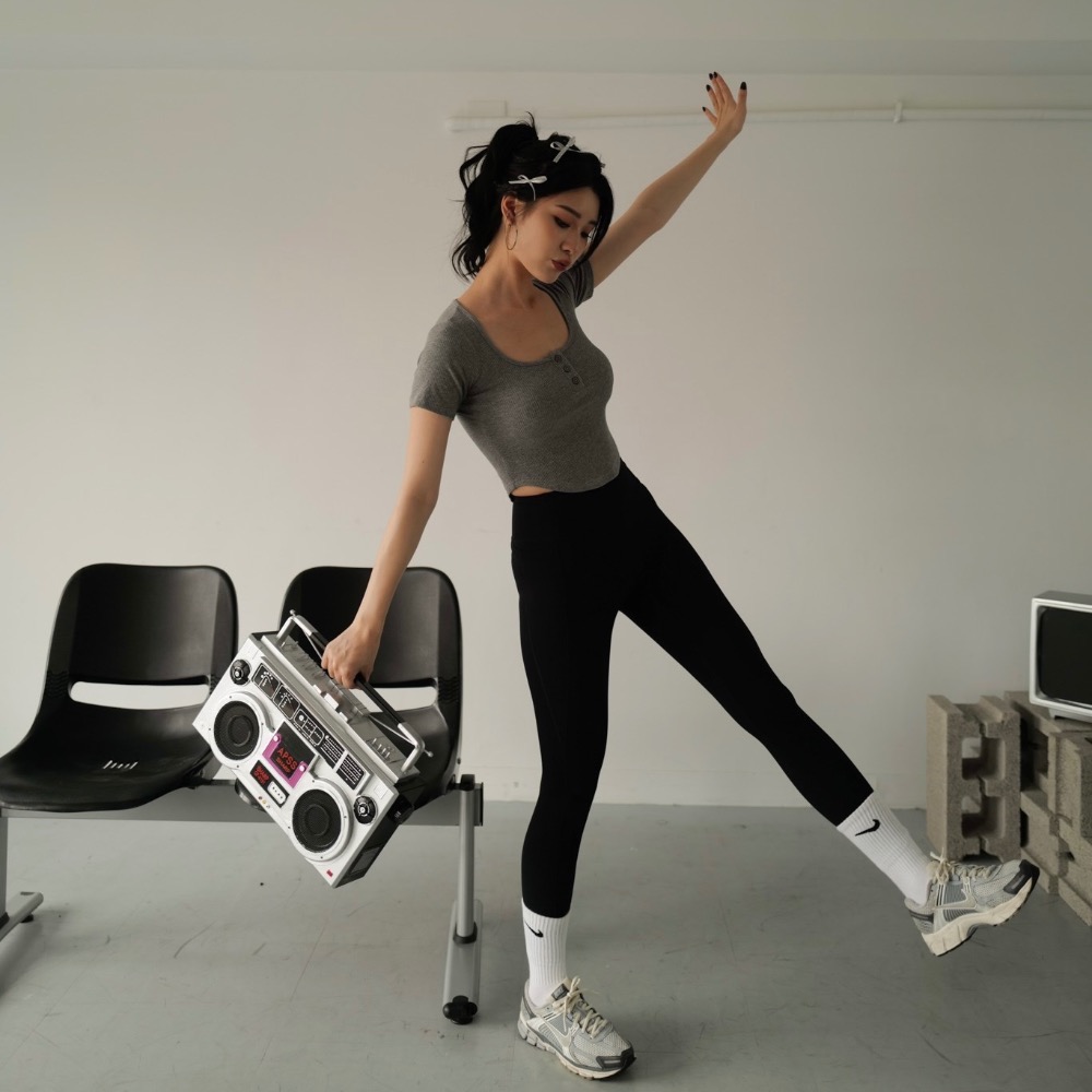 WEARtoEAT｜柔彈塑腿口袋Leggings 全新-細節圖2