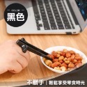 懶人零食夾 零食夾 食物夾 夾零食 餅乾夾 不沾手零食夾 不沾手 夾餅乾 筷子 手指筷子 零食筷 手指夾 EA692-規格圖8