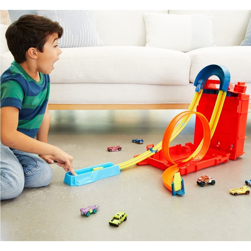 (bear)日本正版現貨 Hot wheels 風火輪 賽道 彎道 環狀 美泰 軌道 汽油桶 加速器 行李箱 提箱-細節圖4