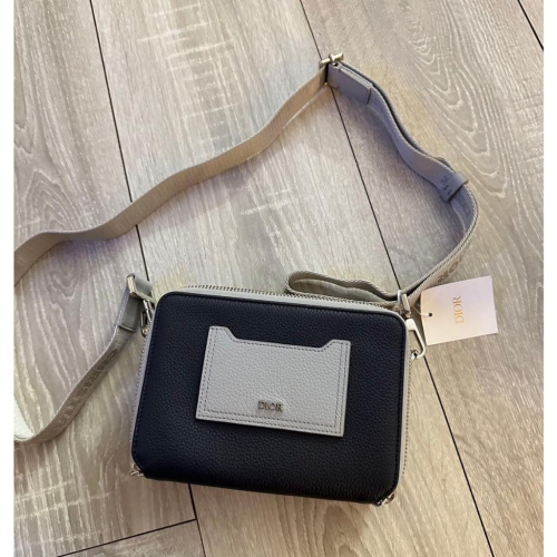 【預購】Dior 迪奧 皮革雙拉鍊口袋斜背包 側背/單肩