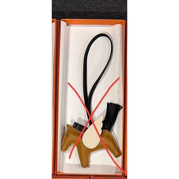 【預購】愛馬仕 HERMES Rodeo 飛馬吊飾 芝麻色*米白*黑色 PM-細節圖3