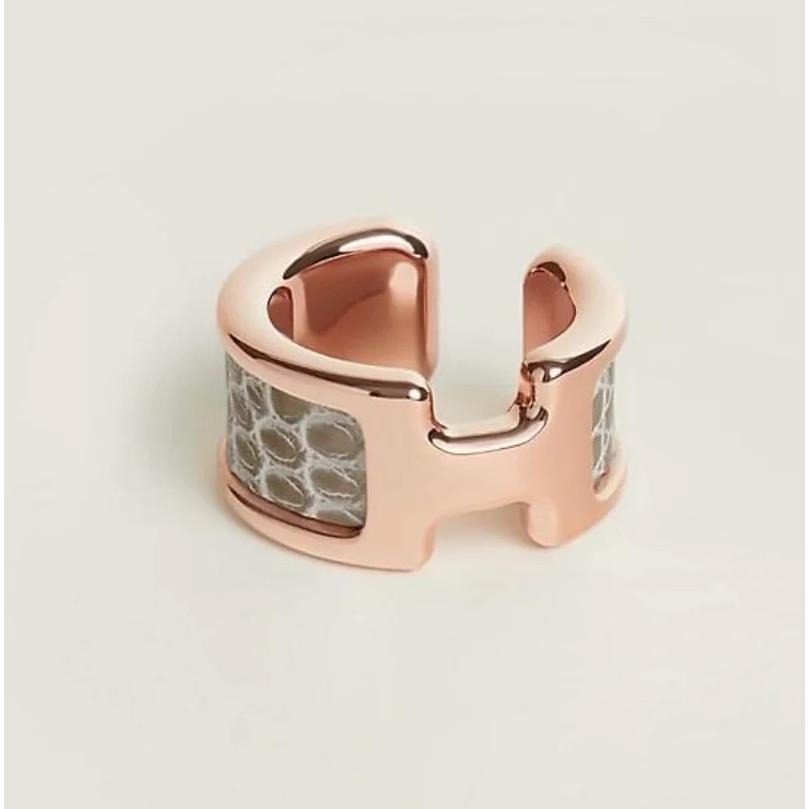 【預購】愛馬仕 Hermes 經典 Olympe 大象灰蜥蜴皮耳骨夾 小號-細節圖2