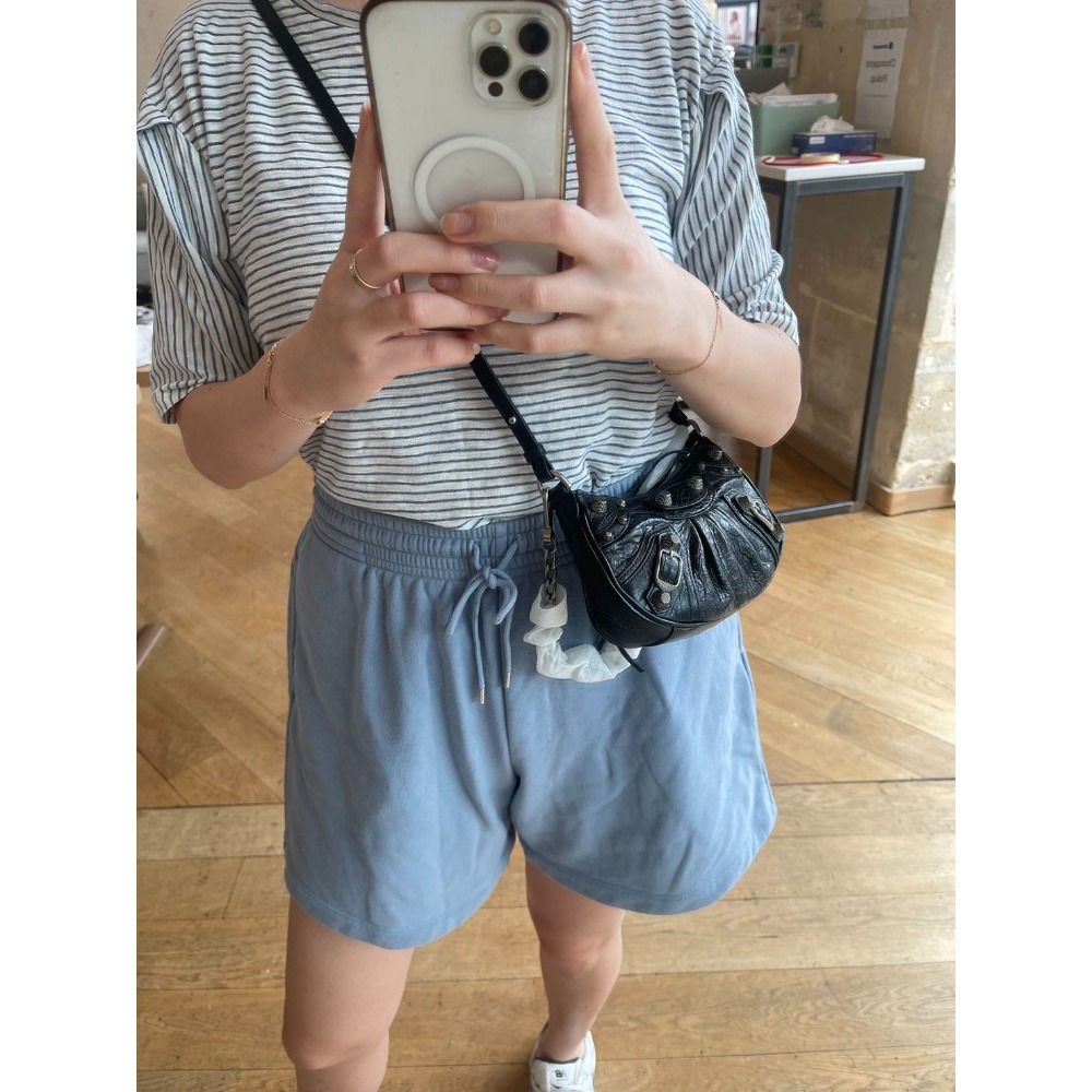 【預購】Balenciaga 巴黎世家 LE CAGOLE 黑色水鑽鱷魚壓紋迷你鏈條斜背包 肩背/腋下包-細節圖2