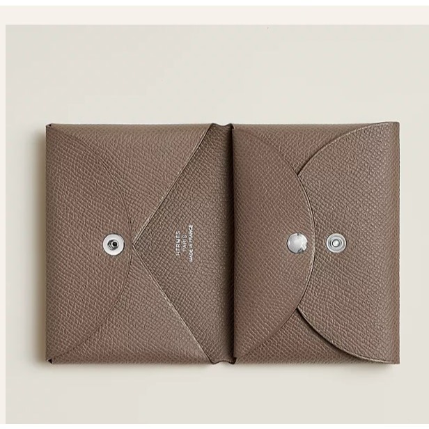 【台灣現貨】愛馬仕 Hermes Calvi duo 暗釦零錢卡包(黑/金棕/大象灰)  Epsom皮 卡夾 零錢包 錢-細節圖3