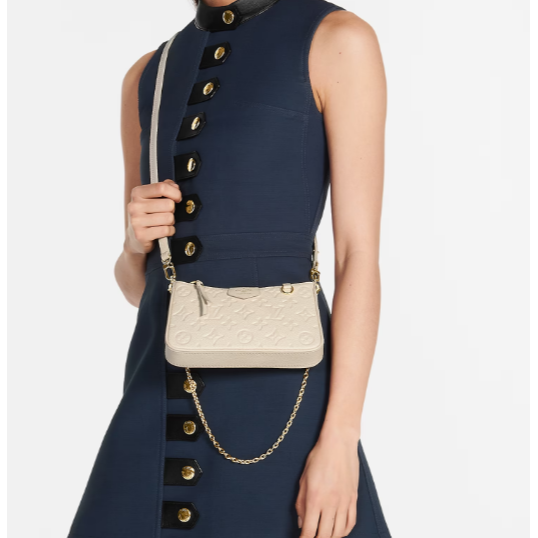 【預購】Lv Easy Pouch On Strap 經典牛皮奶油色小包 腋下包 單肩包 肩背包 手提包 斜背包 側背包-細節圖6