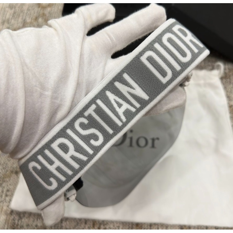 【預購】Dior 高級灰色繫帶灰鏡面遮陽帽 防曬帽 高爾夫球帽 Club1 Dioriviera Capri-細節圖4