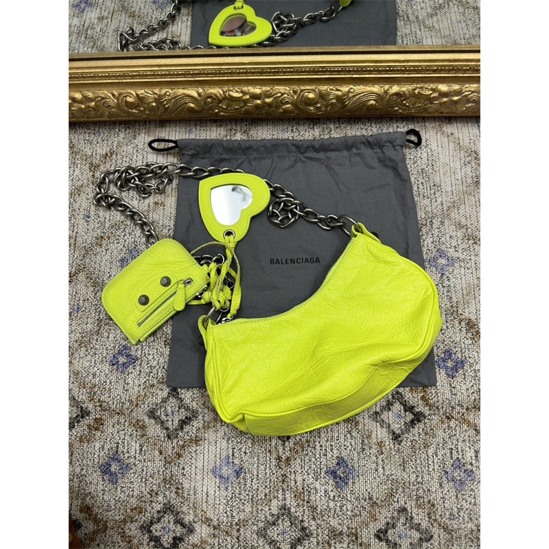 【預購】BALENCIAGA 巴黎世家 螢光黃色粗練月牙機車包 Le Cagole 腋下包 斜背包 側背包 手提包-細節圖3