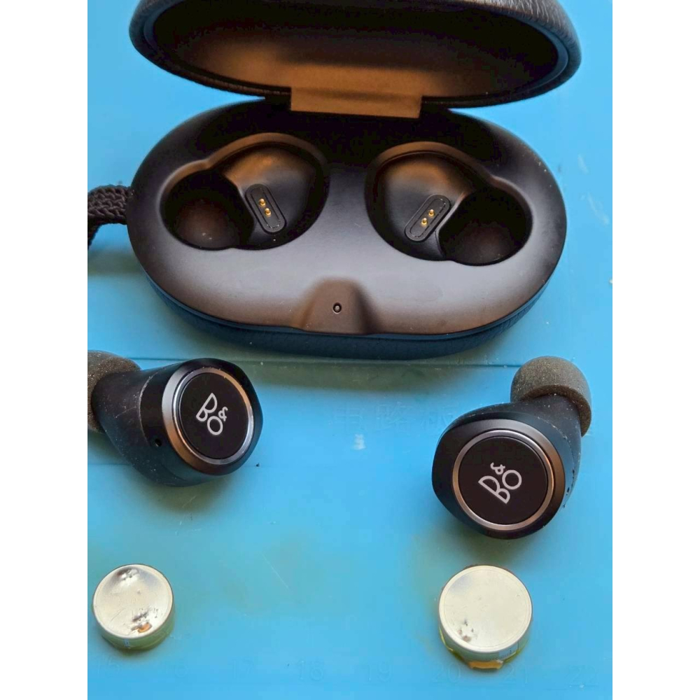 快速維修✈️免費清潔🛁 B&O Beoplay E8 系列 藍牙耳機 更換電池 不能充電 斷連 電池老化 不開機 續航-細節圖4
